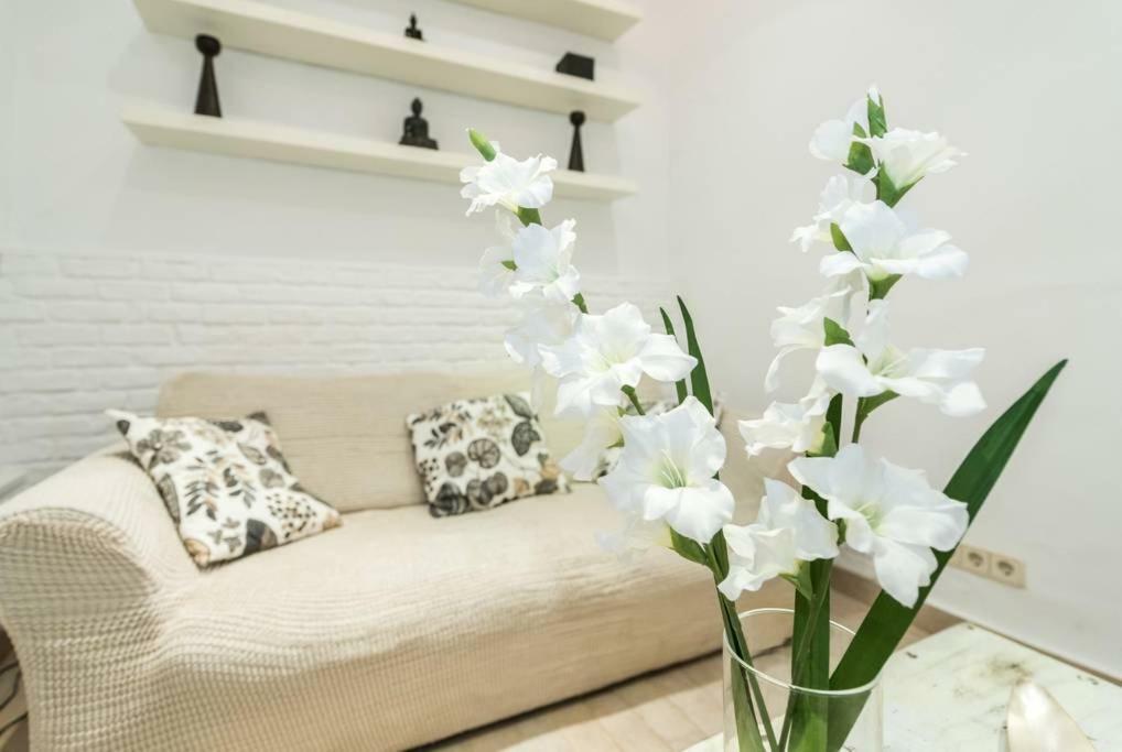 Apartamento Stylish Loft At Chueca'S Heart Madrid Exterior foto